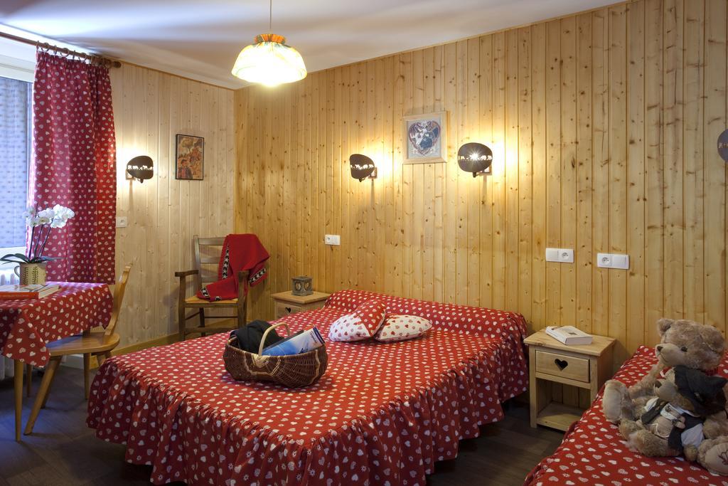 Appartement Zian Justine Lullin Rom bilde