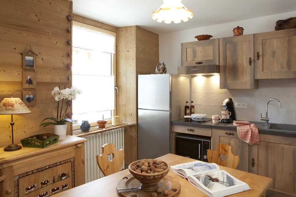 Appartement Zian Justine Lullin Eksteriør bilde